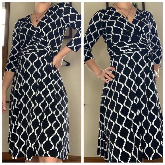 🖤🤍WHBM DRESS - Picture 1 of 4